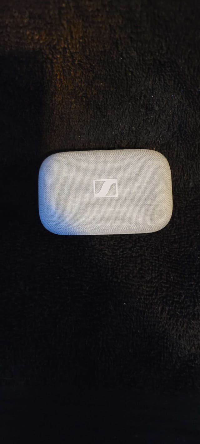 Sennheiser Momentum 4 Wireless produktbild4