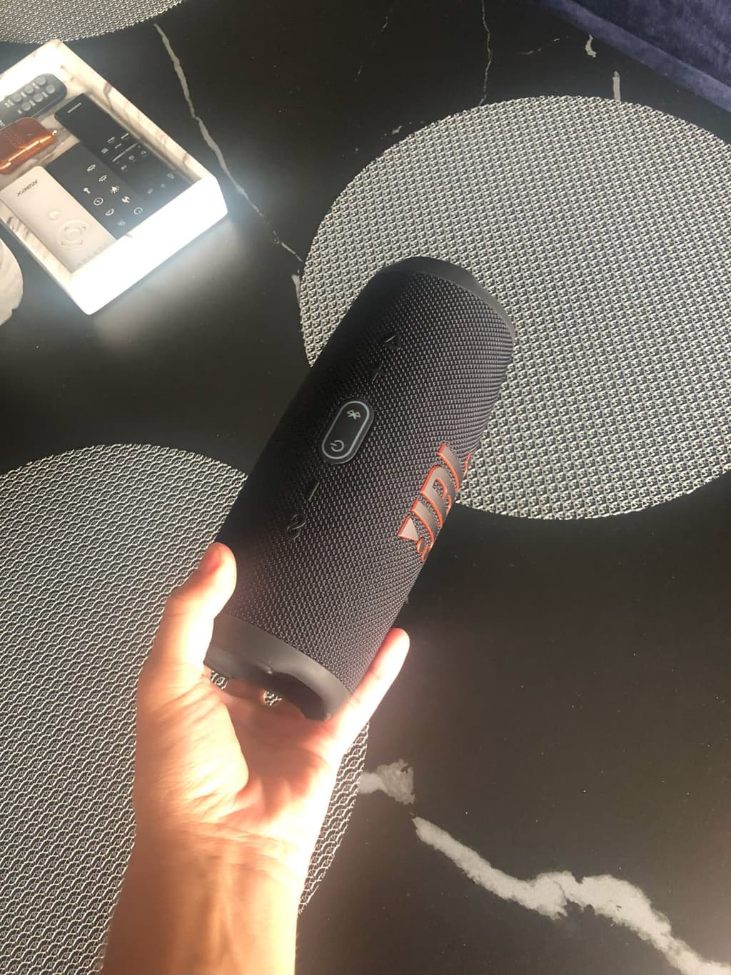 JBL Charge 5 dekorativbild 4