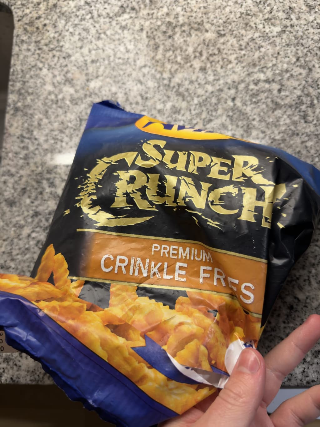 Aviko Super Crunch Crinkle Fries förpackning