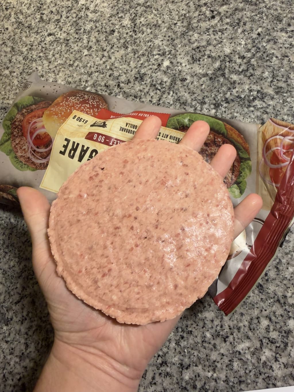 Scan Hamburgare 90 g — Scan hamburgare 90g fryst i handen