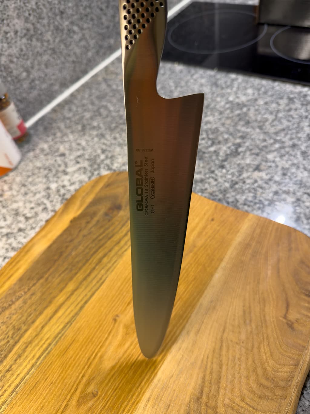 Stående Global kockkniv rundad