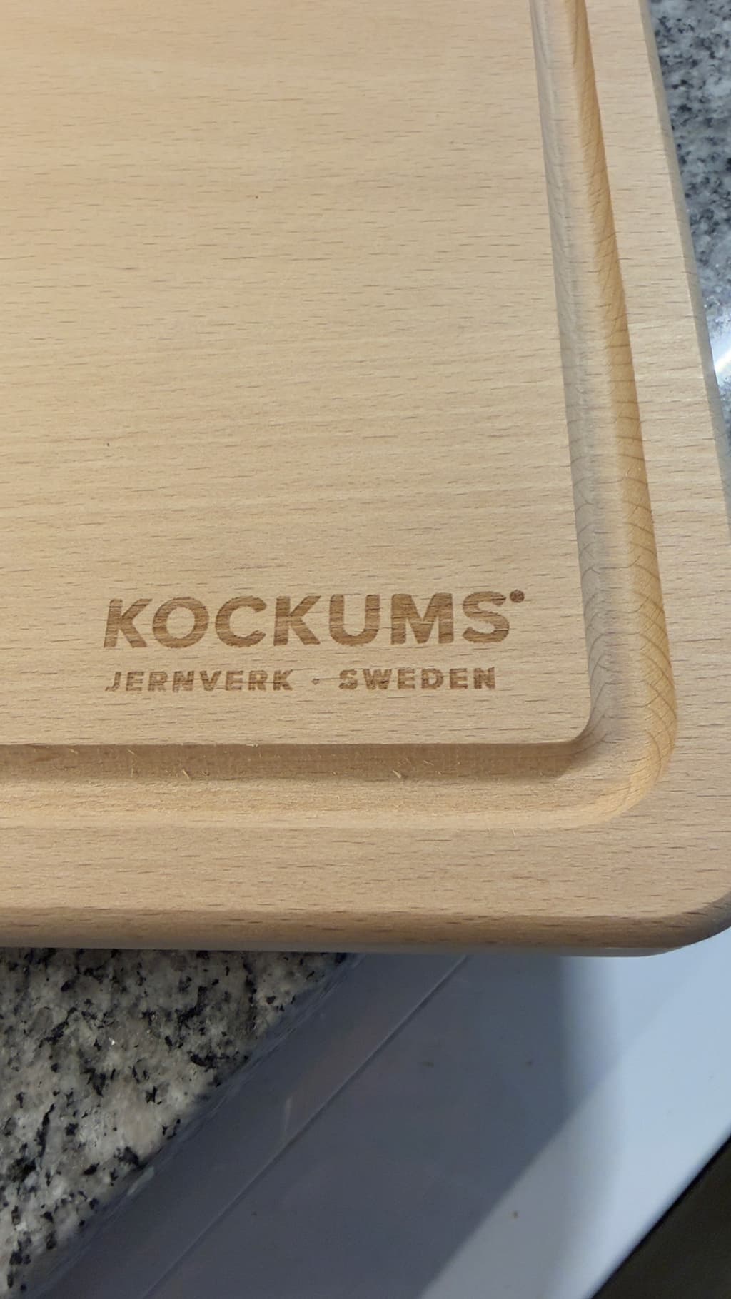 Kockums jernverk skärbräda 40x26x2 inzoomad