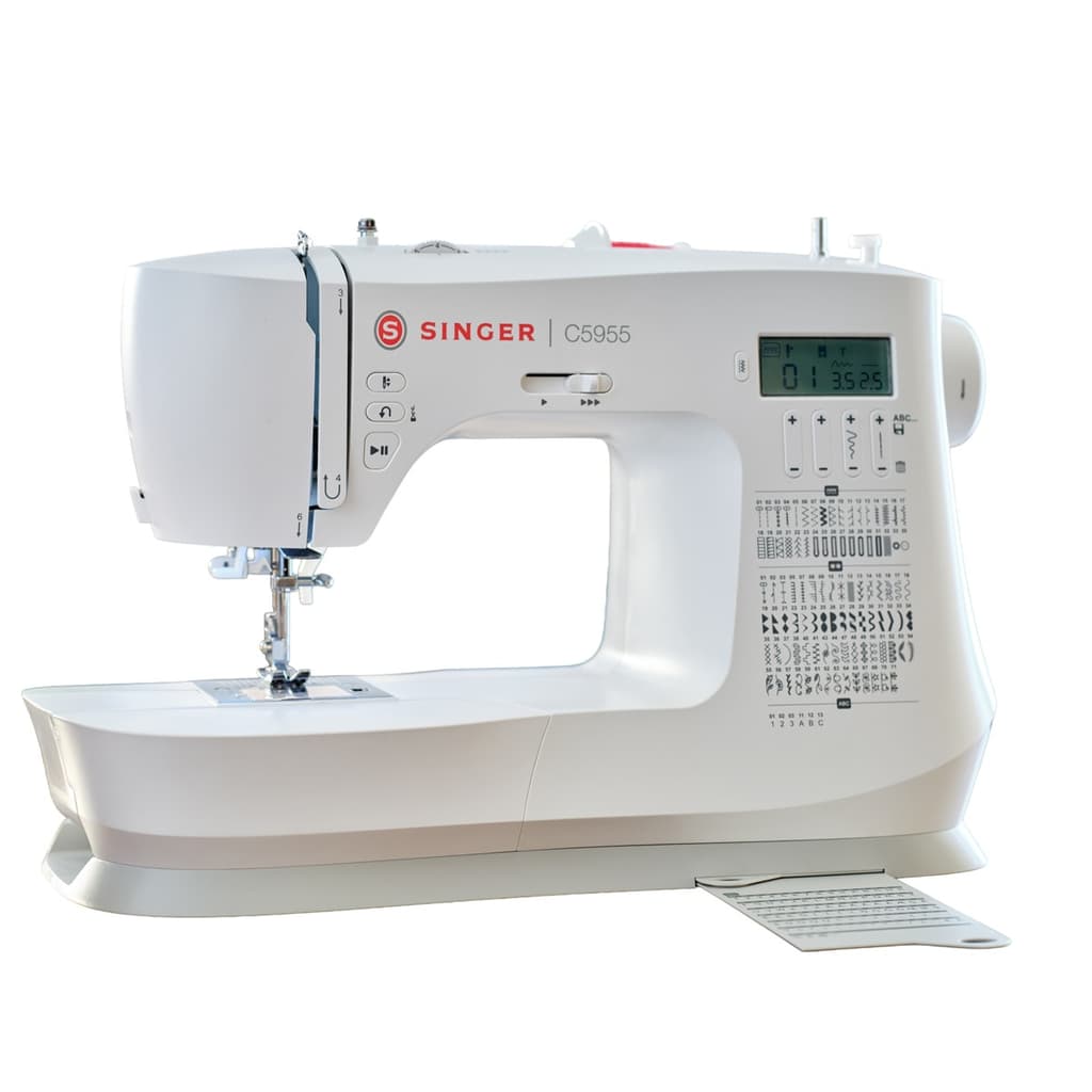 Singer C5955 symaskin på vit bakgrund