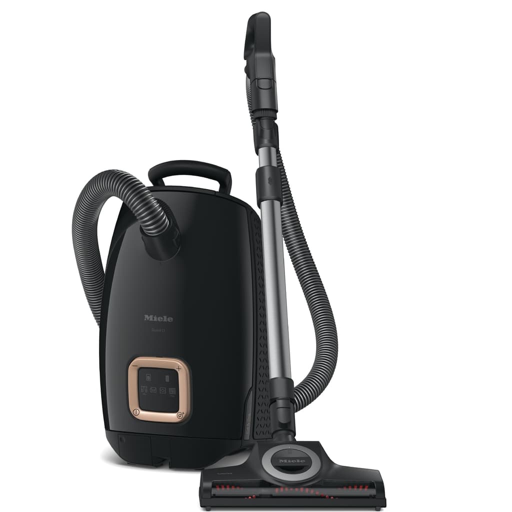 Miele Guard L1 Cat & Dog obsidiansvart sladdad påsdammsugare med slang och golvmunstycke på vit bakgrund