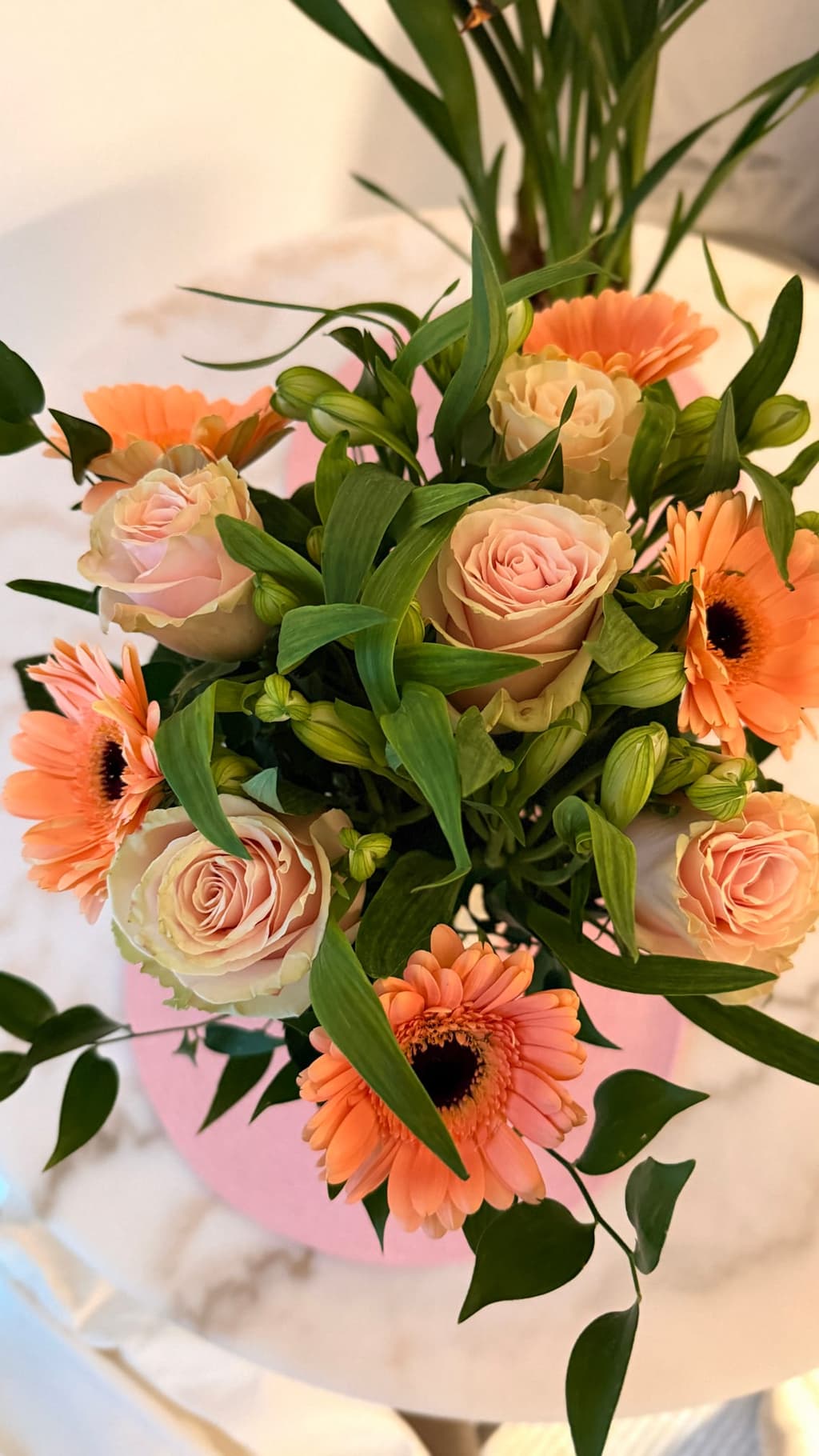 Buketten från Florister i Sverige sedd ovanifrån