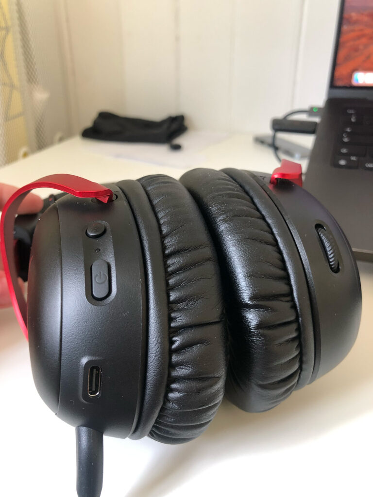 HyperX Cloud III produktbild3