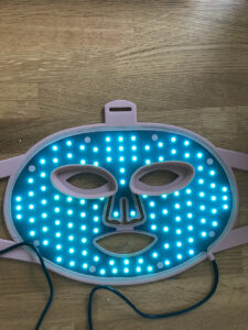 Led Mask ljusblå belysning