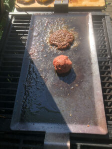 Stekbord 63x27 med smashburgare