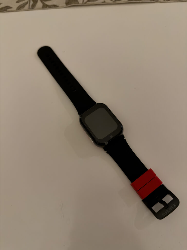 Safekid superwatch utsträckt framsida