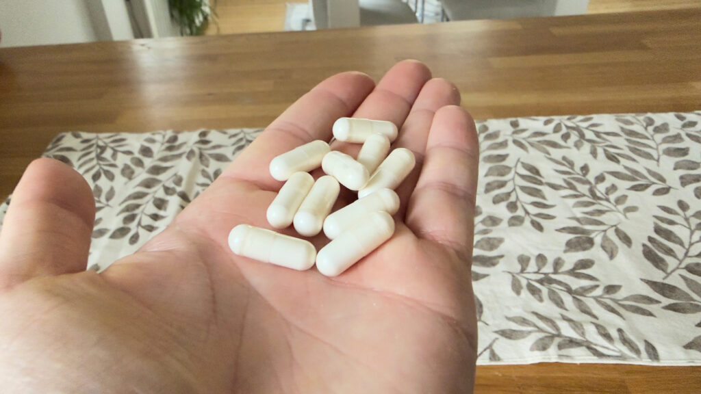 Vitamin c Naturecan i hand