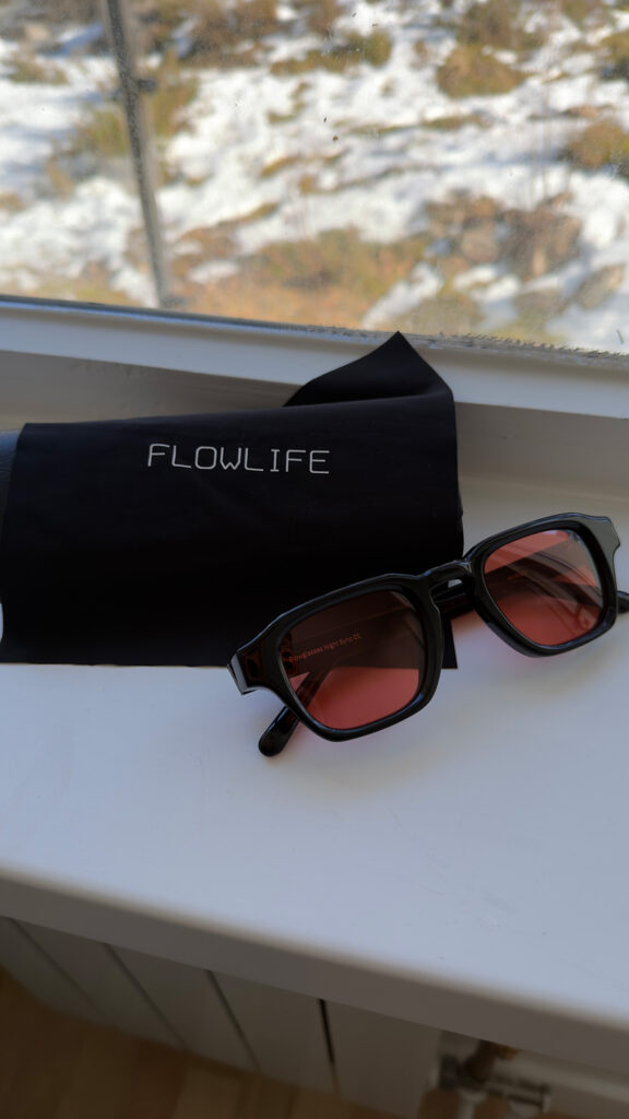 Flowglasses Night Sync 03 fodral med glasögon